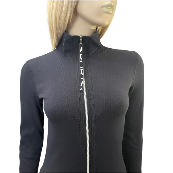 Marc Cain Sport Knit Dress with full zip in navy blue with plaid - Picture 3 of 9